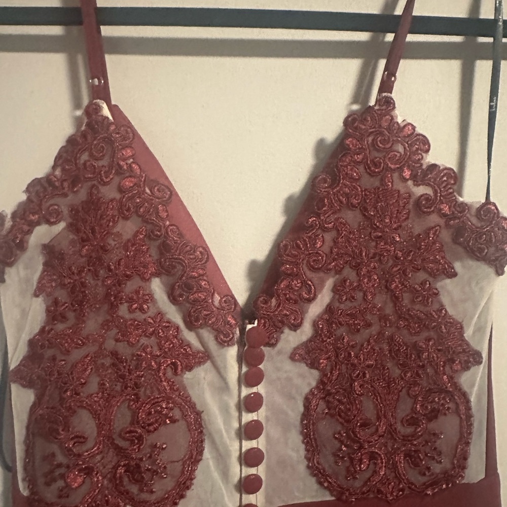 Lulus burgundy floor length gown